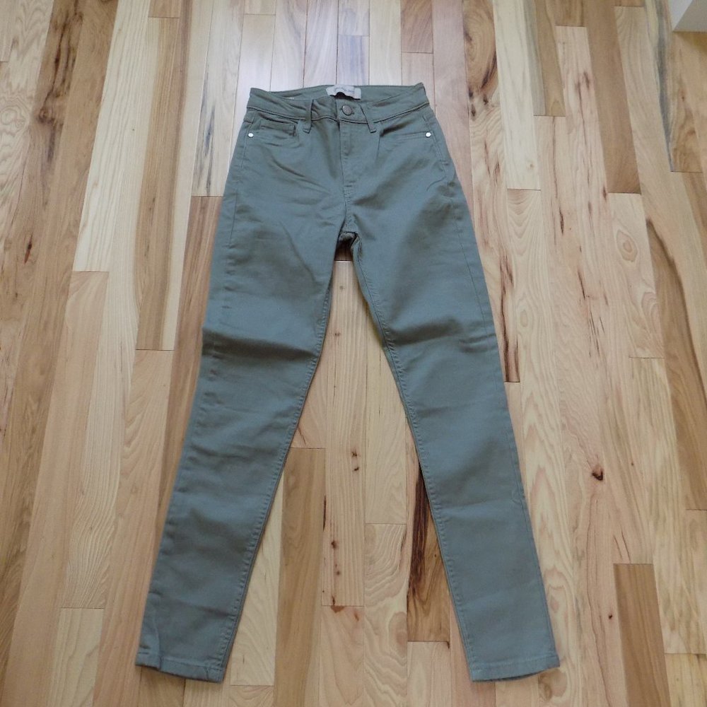 NWOT Calvin Klein high rise ankle skinny jeans